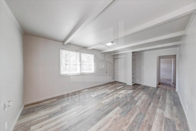 Building Photo - 7357 Evanston Ave