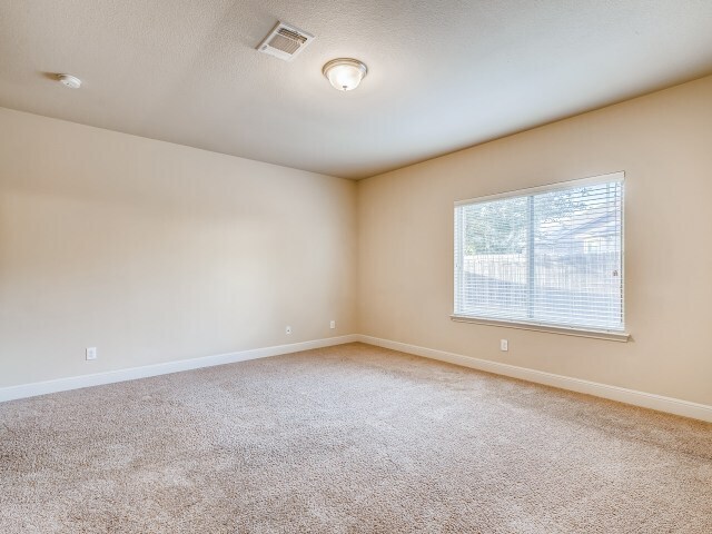 Building Photo - 12619 Quarter J