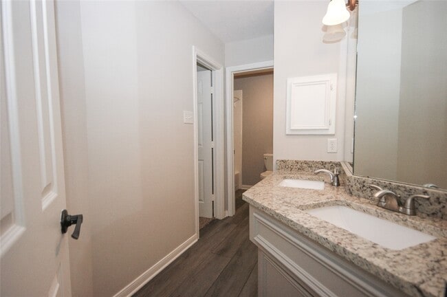 Building Photo - 2905 Autumn Creek Dr