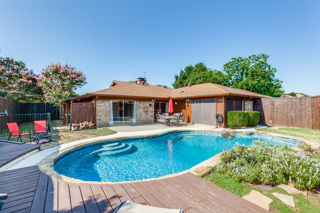 Swimming Pool - 3609 Candelaria Dr