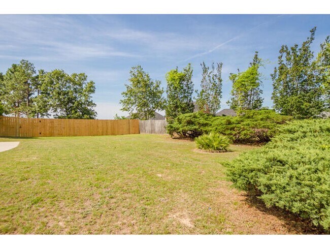 Building Photo - 3568 Crawfordville Dr