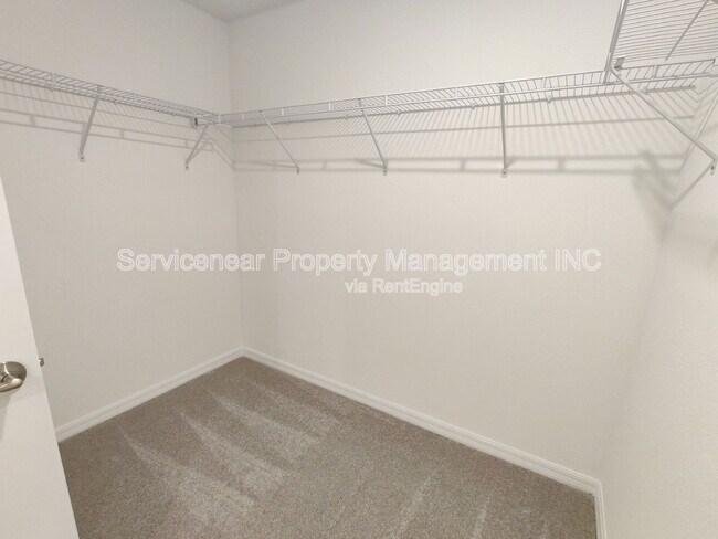 Building Photo - 9665 Ashworth Pl