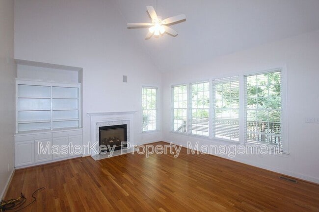 Building Photo - 4924 Olde Millcrest Ct