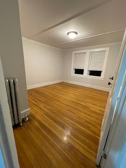 Building Photo - 11 Foley St