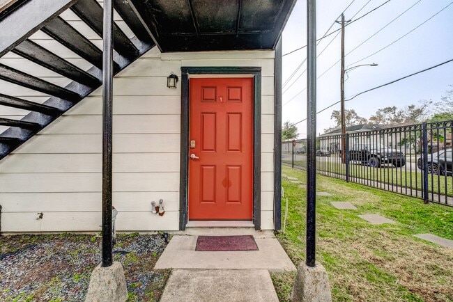 Building Photo - 2720 Truxillo St