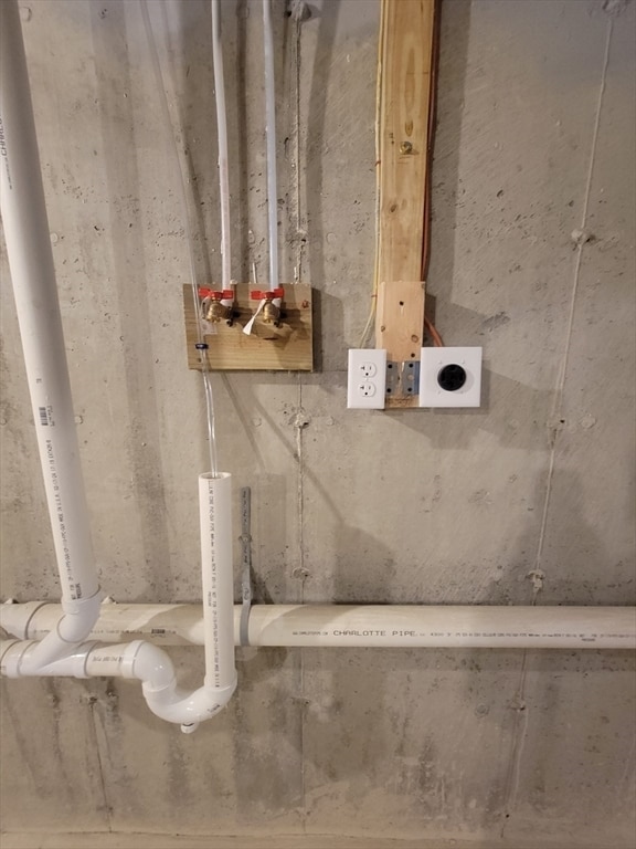 Building Photo - 63 Arlington St