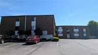 Building Photo - 51 S 86th St