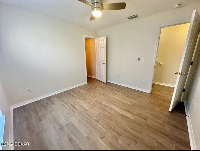 Building Photo - 1755 Creekwater Blvd