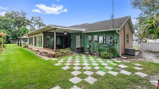 Building Photo - 5304 Rosecrest Cir