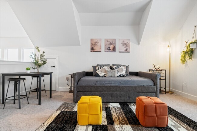 Building Photo - 4504 Cool Gray Cv