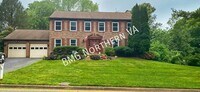 Building Photo - 1846 Clovermeadow Dr