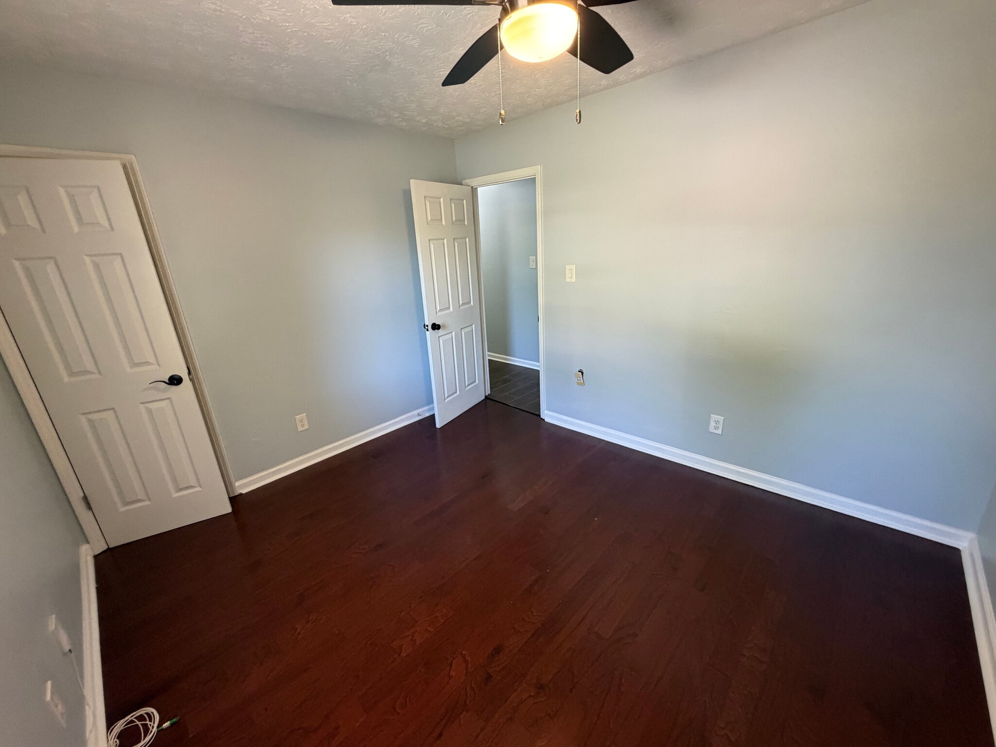 Building Photo - Room in House on Alicia Ct