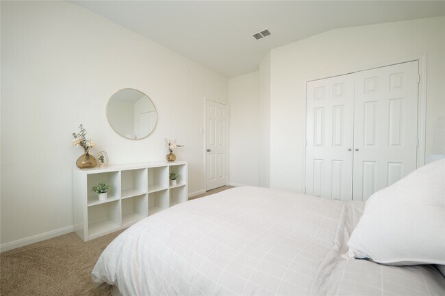 Building Photo - 1203 Lavender Shade Ct