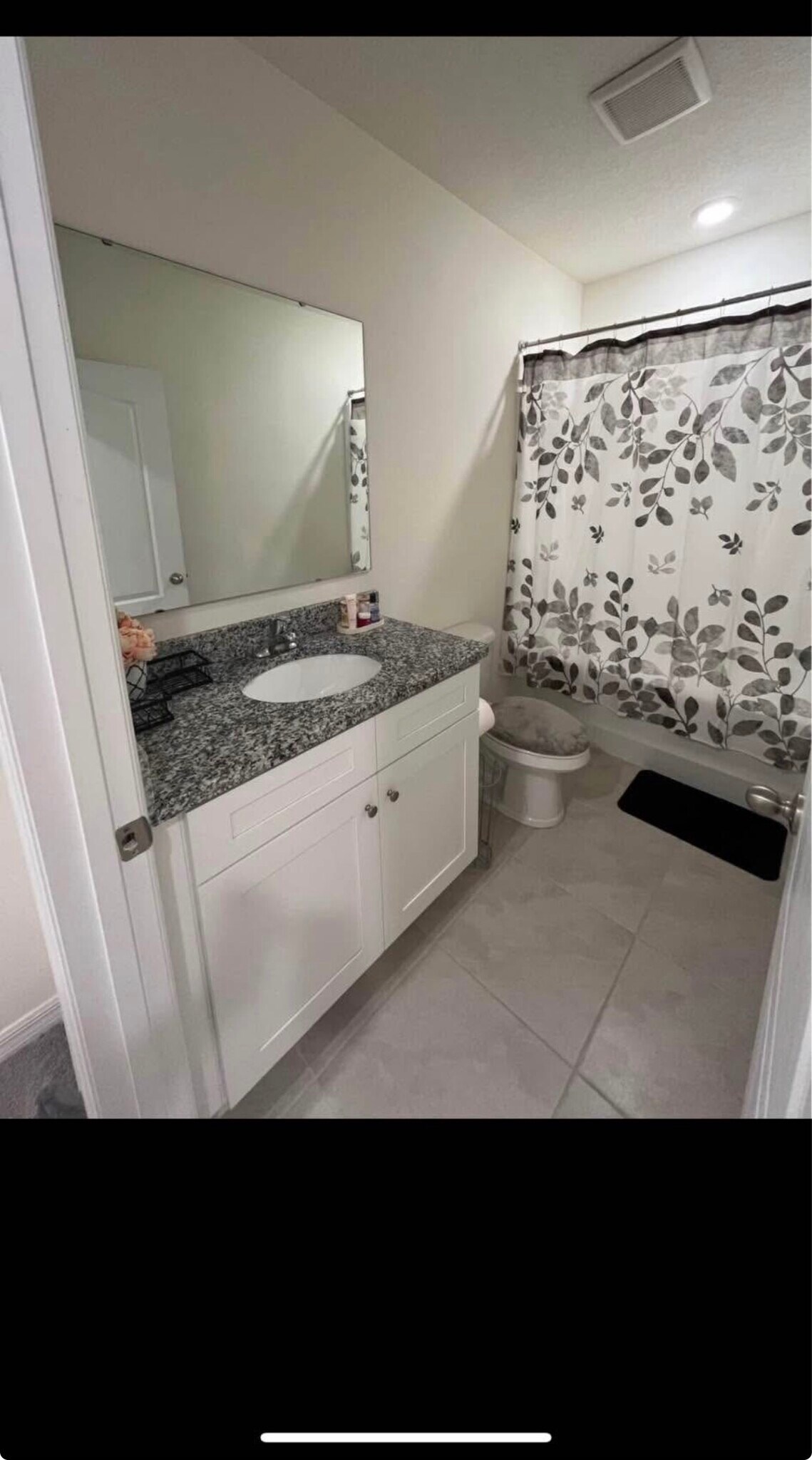 Building Photo - 1242 Lido Dr