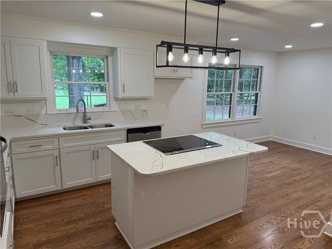 Building Photo - 185 Landor Dr