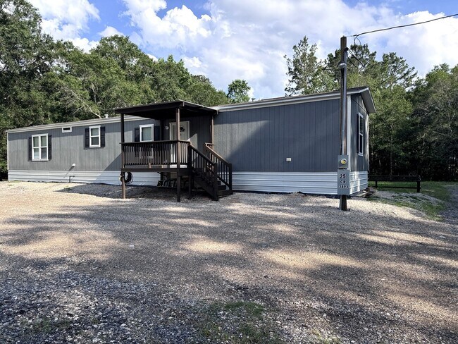 Building Photo - 25 County Rd 3893 W