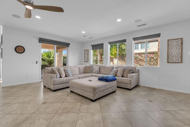 Building Photo - 82540 Lordsburg Dr