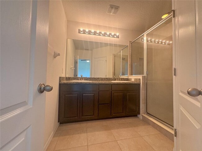 Building Photo - 27031 Juniper Bay Dr