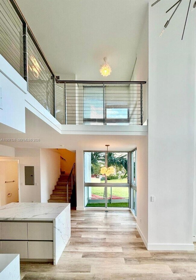 Building Photo - 90 SW 3rd St