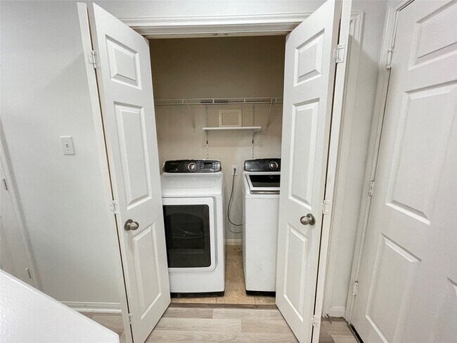 Building Photo - 2522 Shearwater Bend Dr