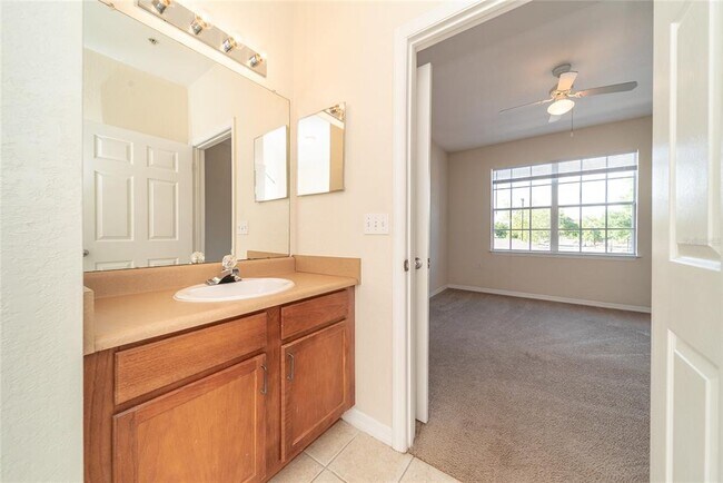 Building Photo - 8225 Claire Ann Dr