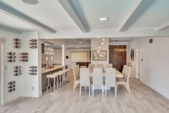 Building Photo - 22376 Algunas Rd
