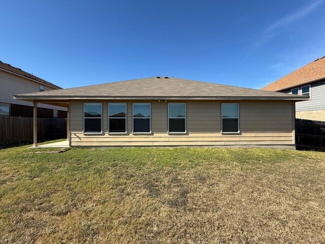 Building Photo - 2539 Red Fern Dr