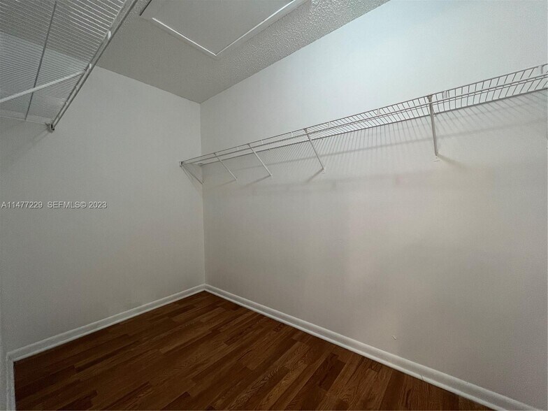 Building Photo - 11584 NW 44th St