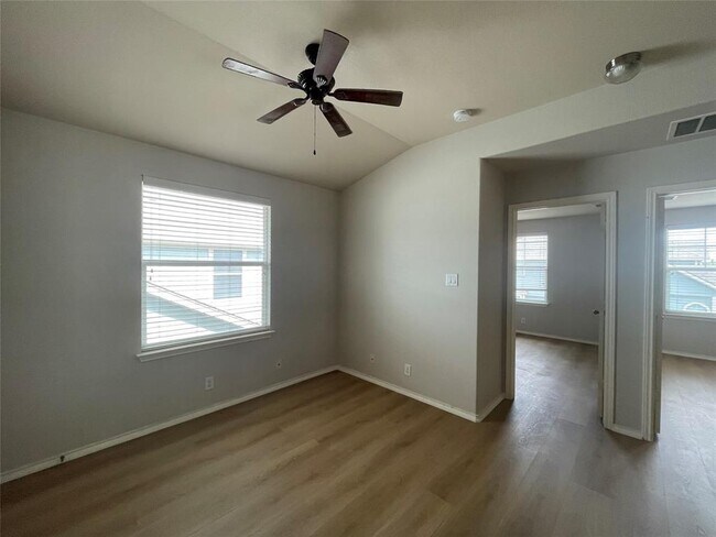 Building Photo - 13604 Oystercatcher Dr