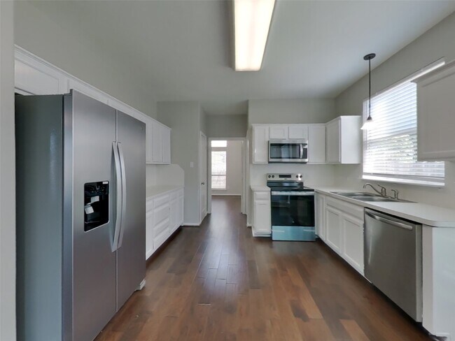 Building Photo - 1735 Wilderness Park Ct