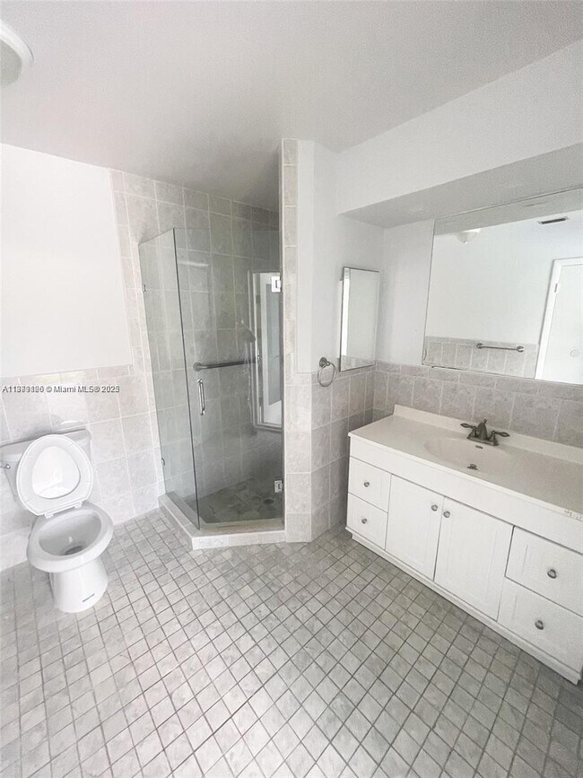 Building Photo - 8785 SW 176th Terrace