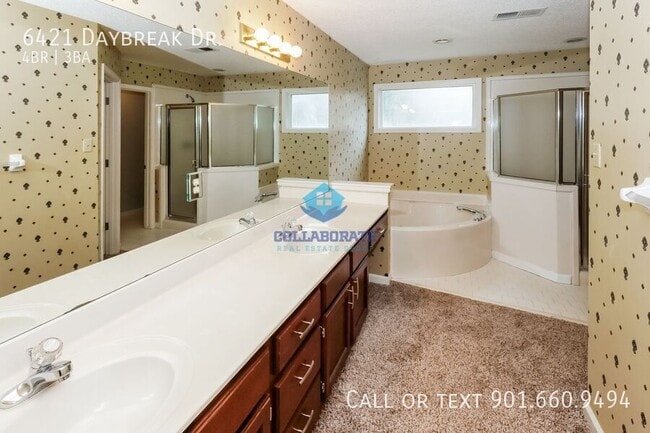 Building Photo - 6421 Daybreak Dr