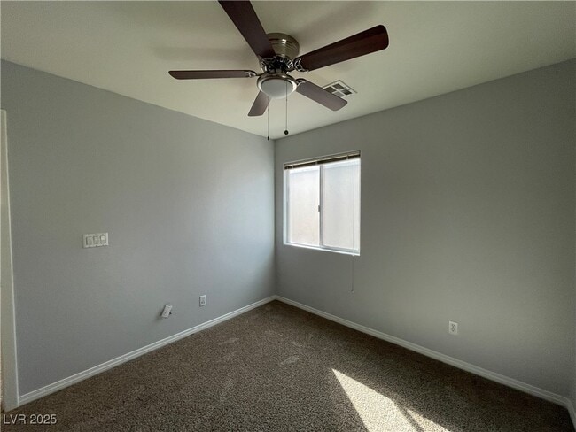 Building Photo - 7481 Catmint St