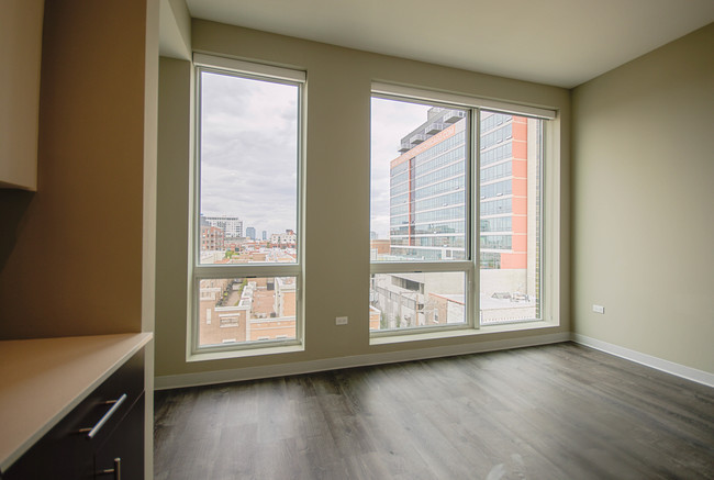 Floorplan - 851 West