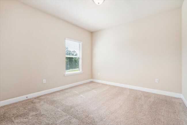 Building Photo - 13149 Kinlock Falls Ave