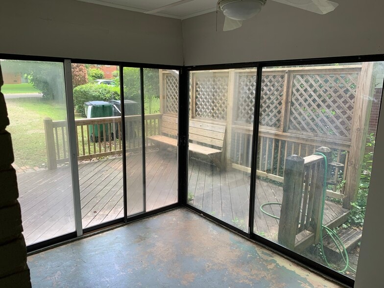 Sun Room/Deck - 724 Vanderbrook Rd