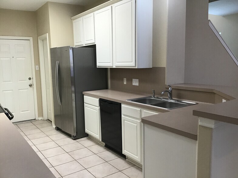 Building Photo - 16650 Beckland Ln