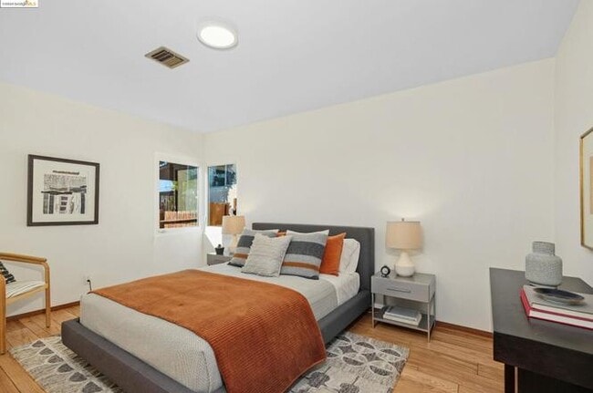 Building Photo - 24639 Leona Dr