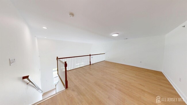 Building Photo - 6404 Fernandez Ct