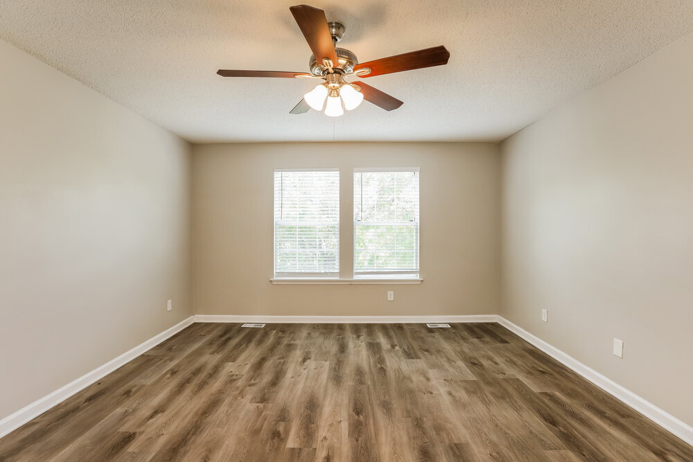 Building Photo - 7388 Elm Ridge Ct