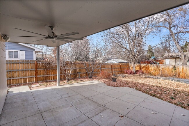 Building Photo - $2,795.00 - $300 OFF First Months' Rent - 5 Bedrooms, 2 Bathrooms, Single Family Home in Broomfie...