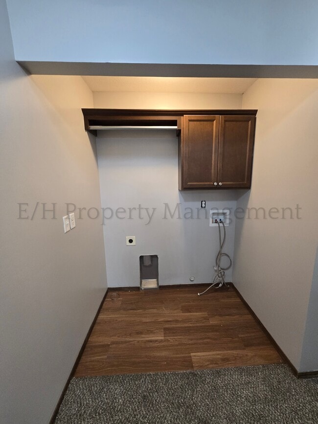 Building Photo - 5917 Millsboro St