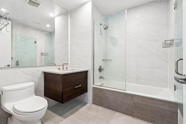 Building Photo - 11-35-35 45th Ave