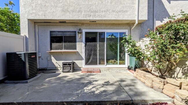 Building Photo - 4800 Daroca Way