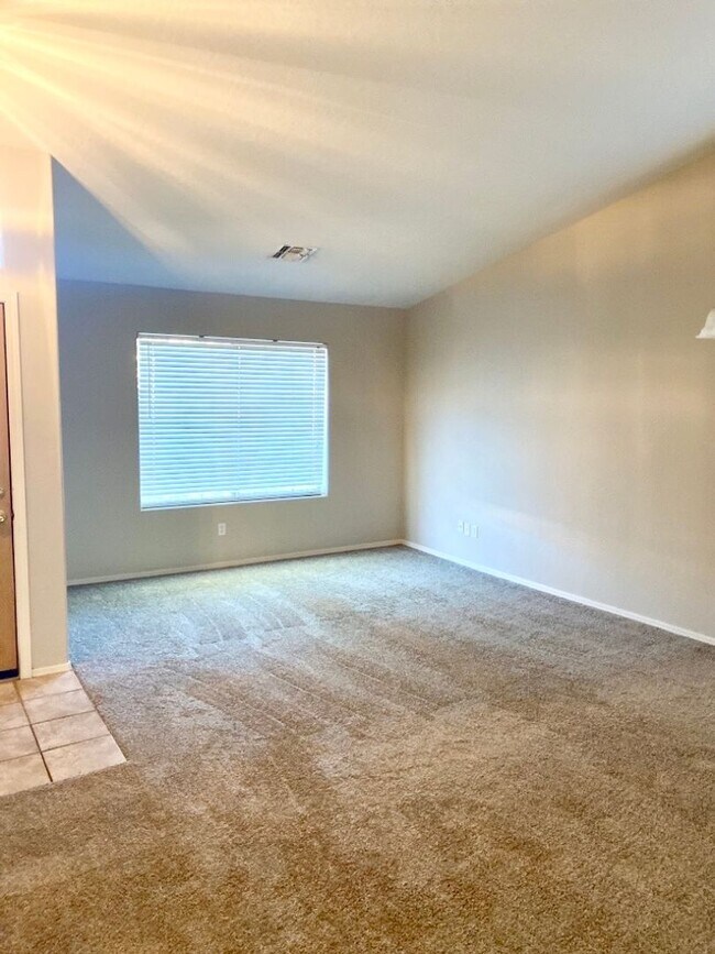 Building Photo - POOL, BBQ, FIRE PIT, AND MORE!