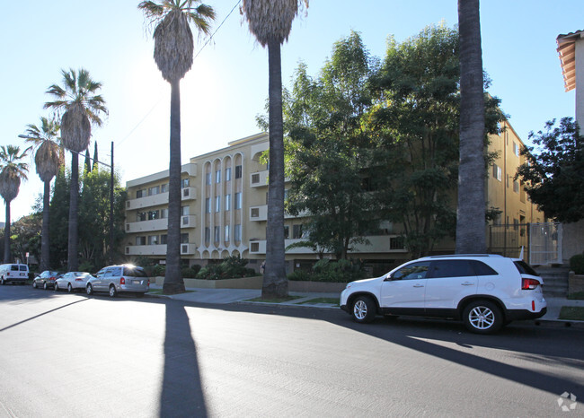 Building Photo - Rodney Apartments