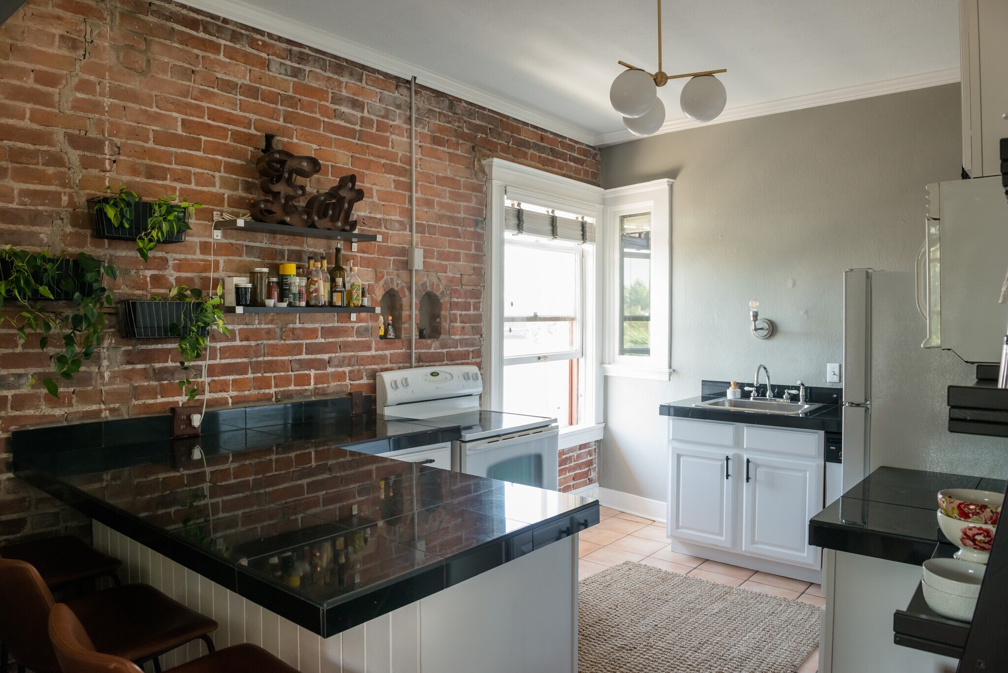 Kitchen 1 - 921 E 13th Ave, 5A