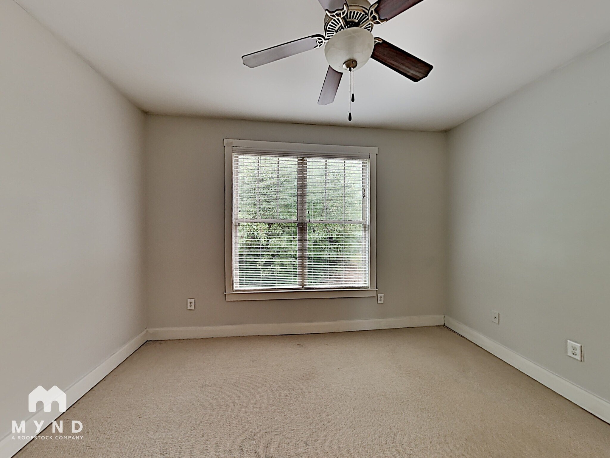 Building Photo - 171 Herring St