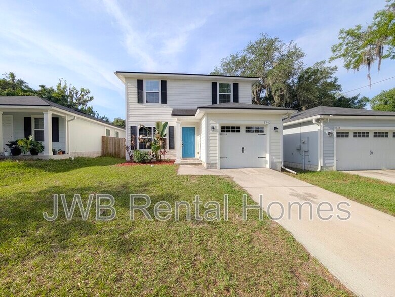 Primary Photo - 8742 Cocoa Ave