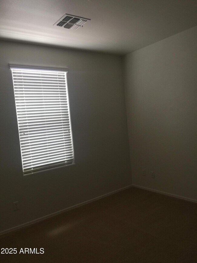 Building Photo - 14088 W Aster Dr